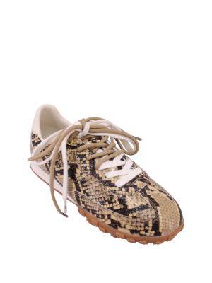 Boax Studio Strike 3041